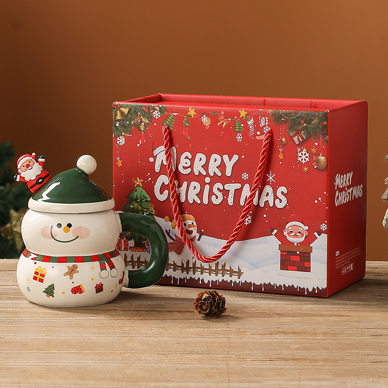 Festive Christmas Ceramic Mugs: Large-Capacity Cartoon Design with Lid & Spoon