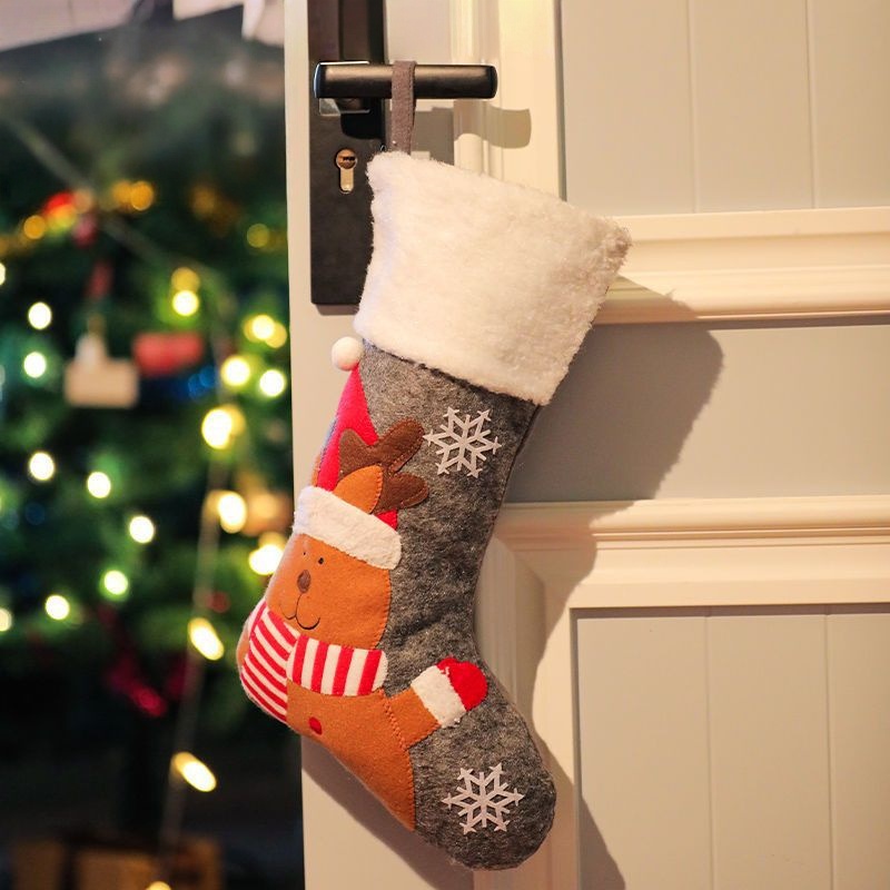 Christmas Stocking Gift Bags – Vintage Warmth to Fill Your Holiday Surprises