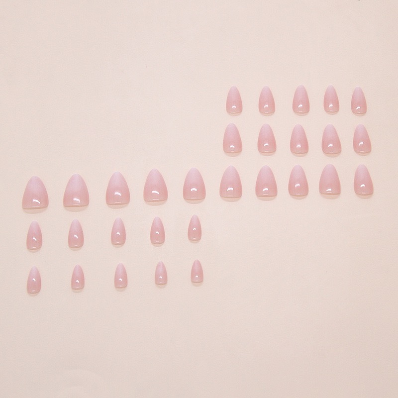 Ombré Almond Short Nails