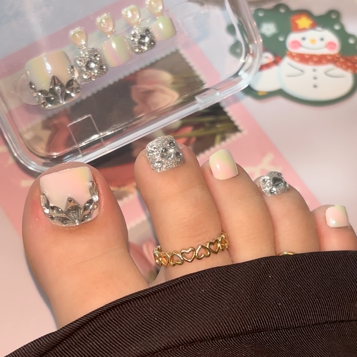 Aurora Pearl White Press On Toenails