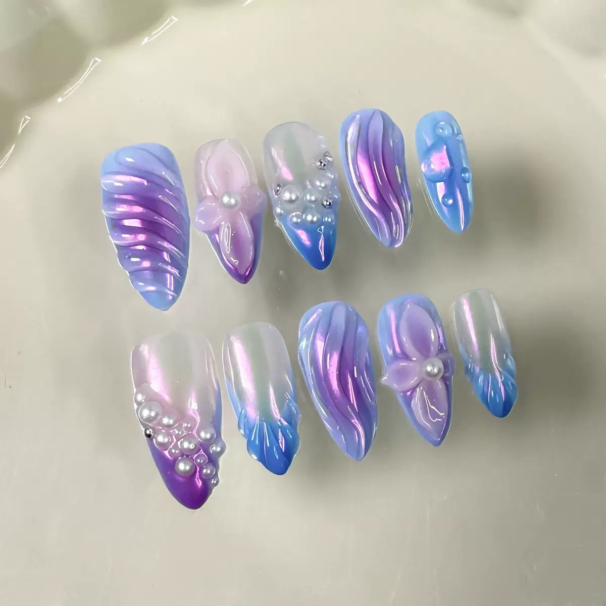3D Aurora Purple Lines Handmade nails