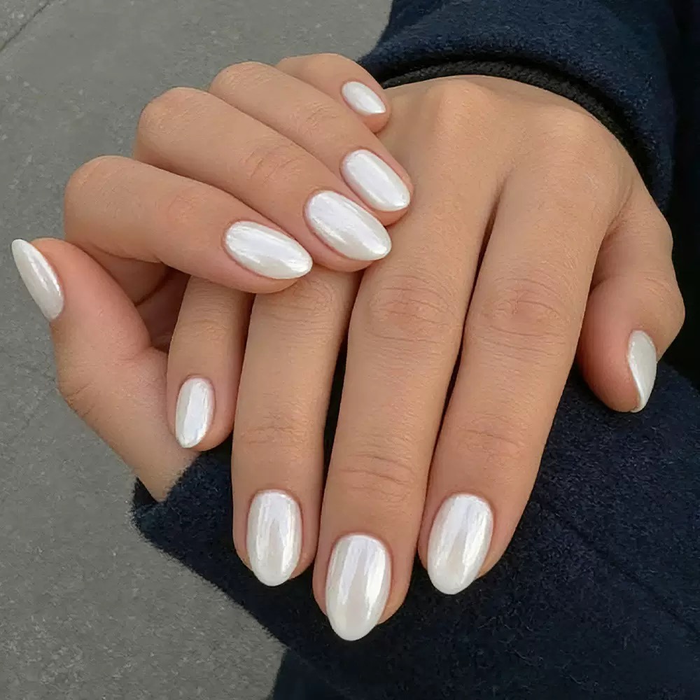 Chrome Almond Short Nails