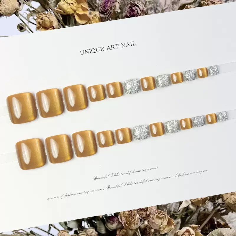 Golden Cat Eyes Glitter Press On Toenails