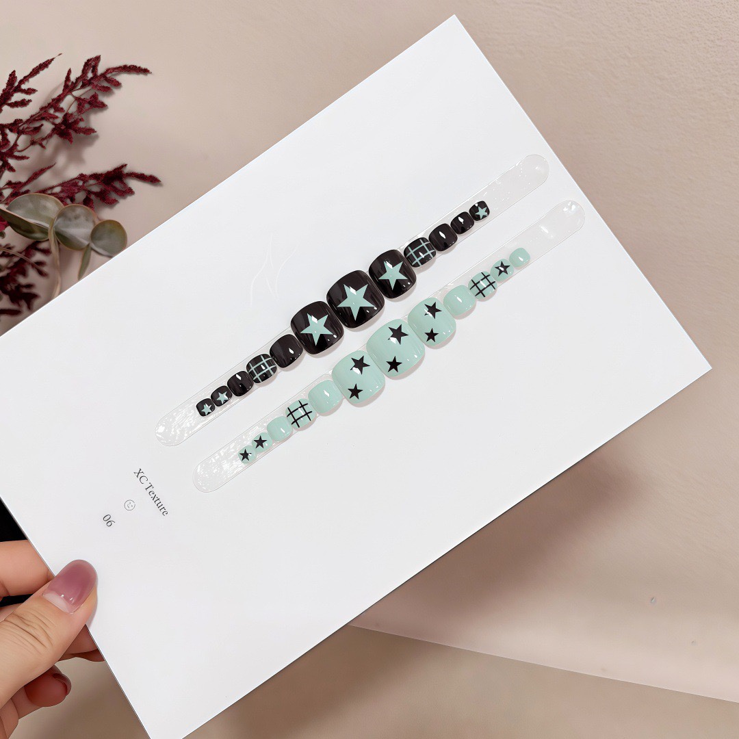 Mint chocolate Toe Nails
