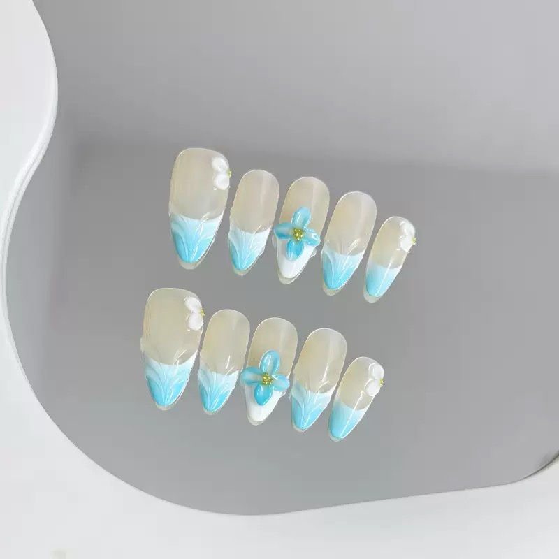3D Wave Handmade Nails