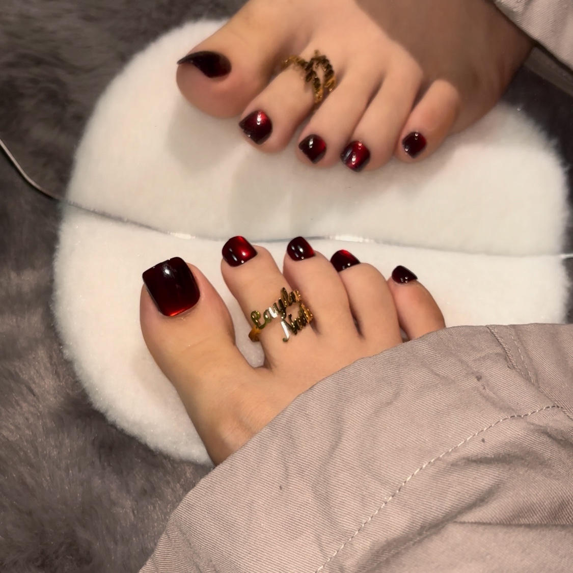 Deep Red Cat Eyes Toe Nails 32pcs