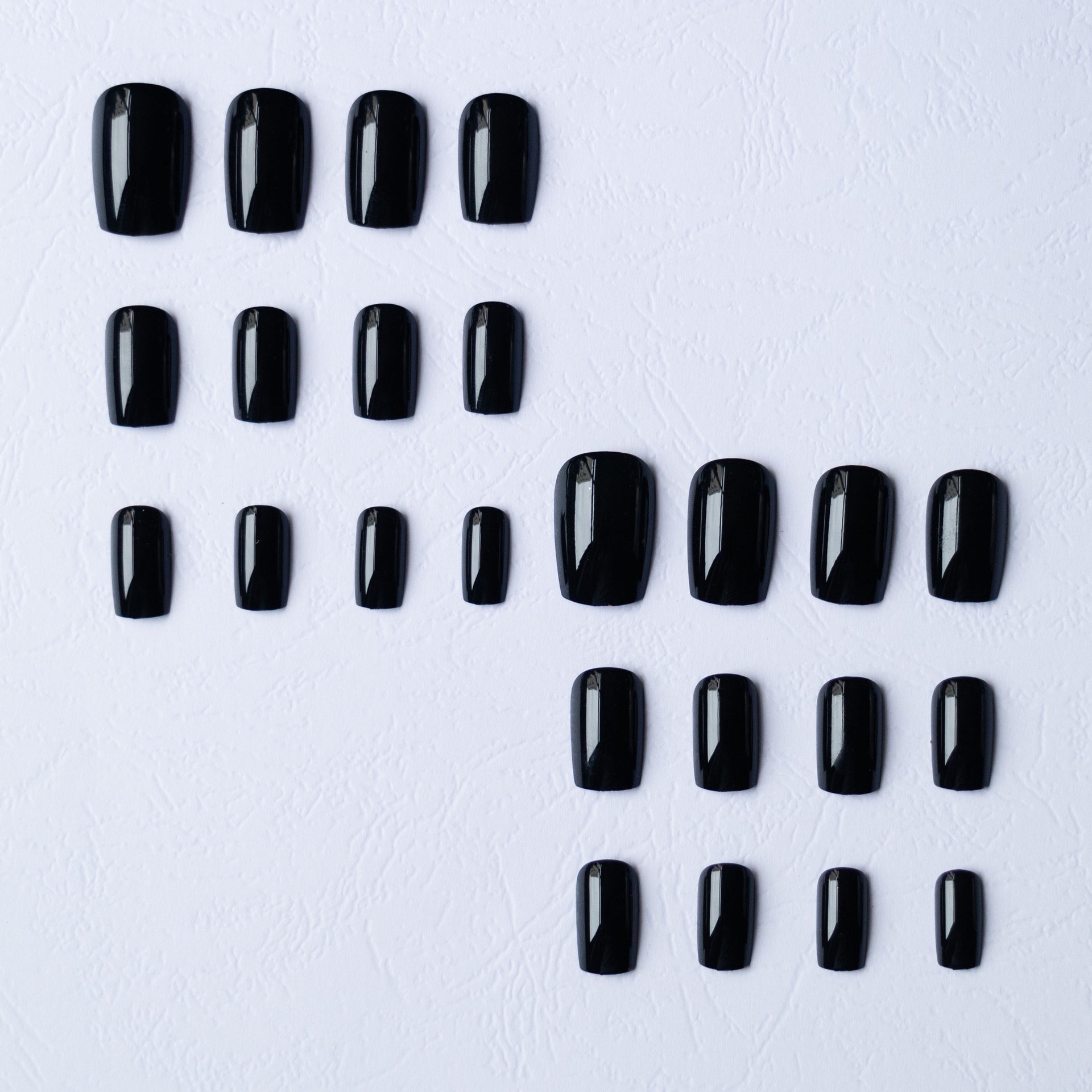 All Black medium Nail