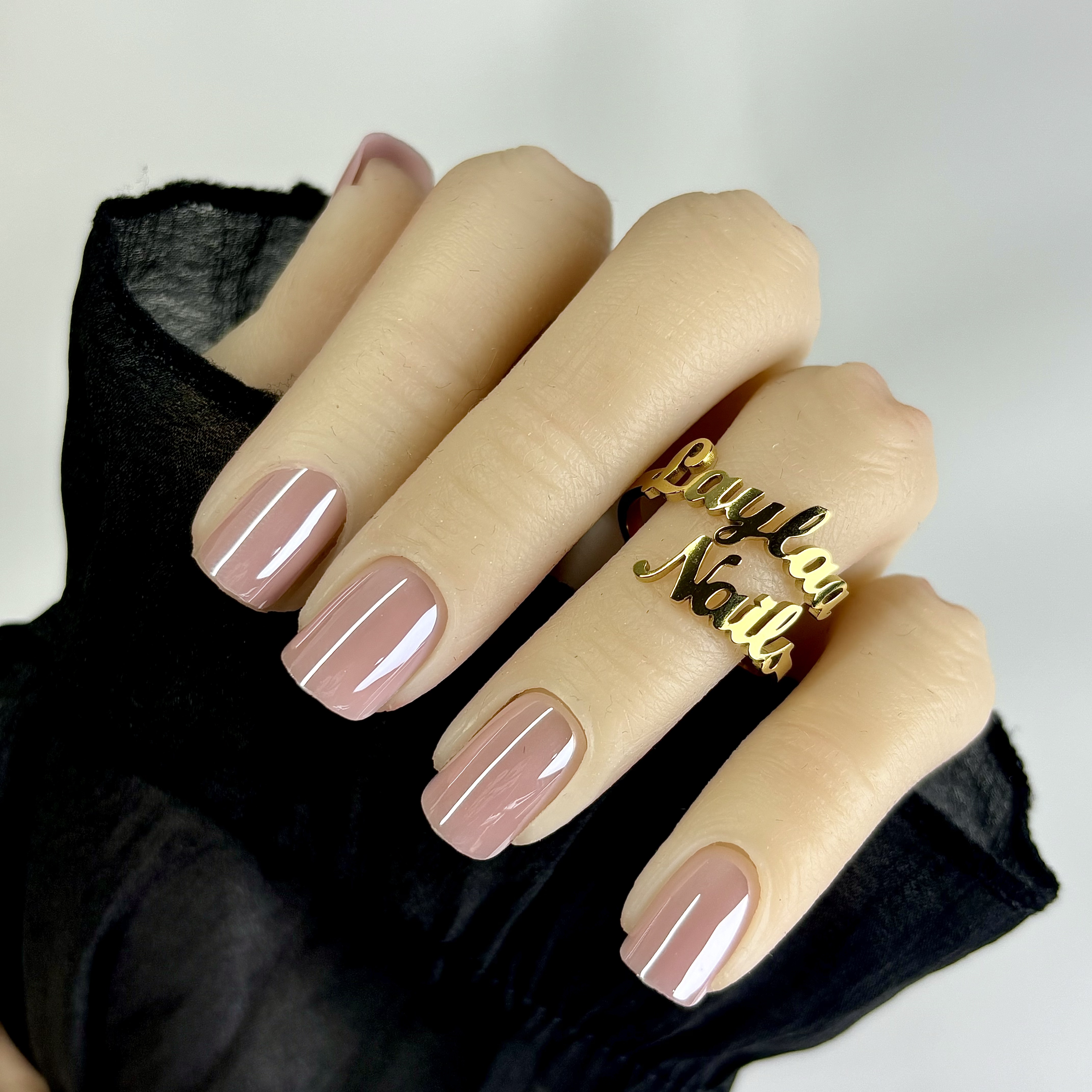 Aurora Light Pink Short Nails