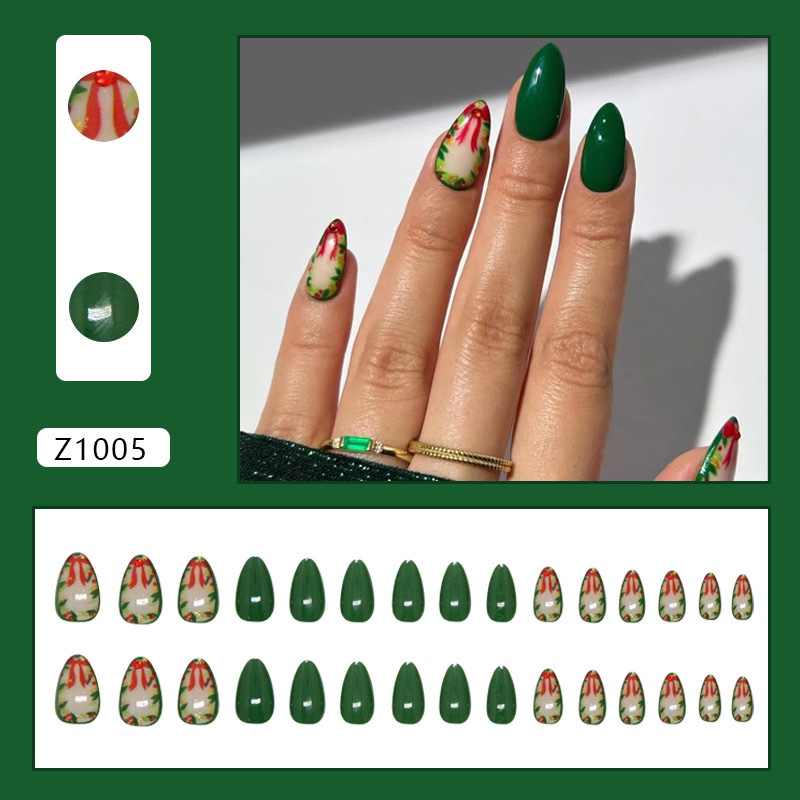 Green Christmas Gift Medium Nails