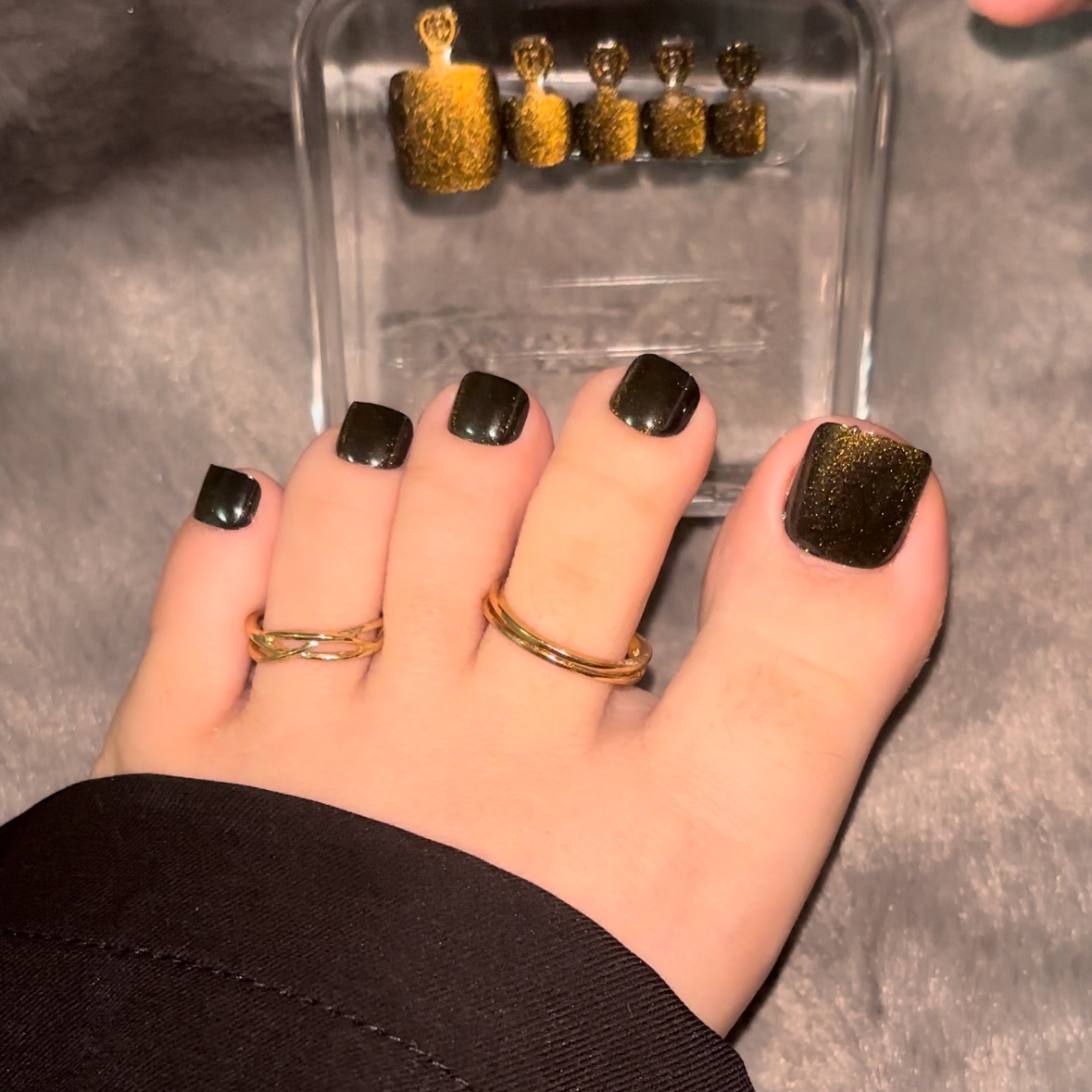 Golden Cat EyesPress On Toenails