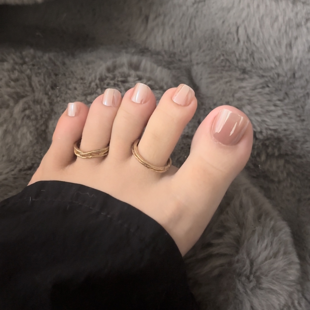 Hailey Bieber Aurora Toe Nails