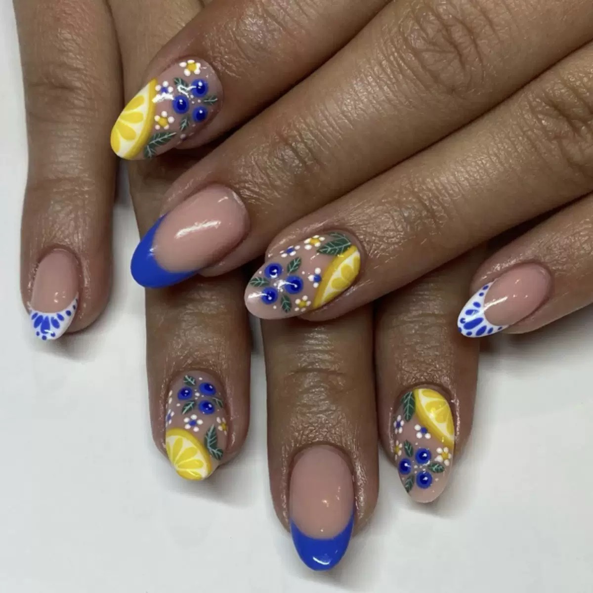 Blue Lemon Juice Short Nails