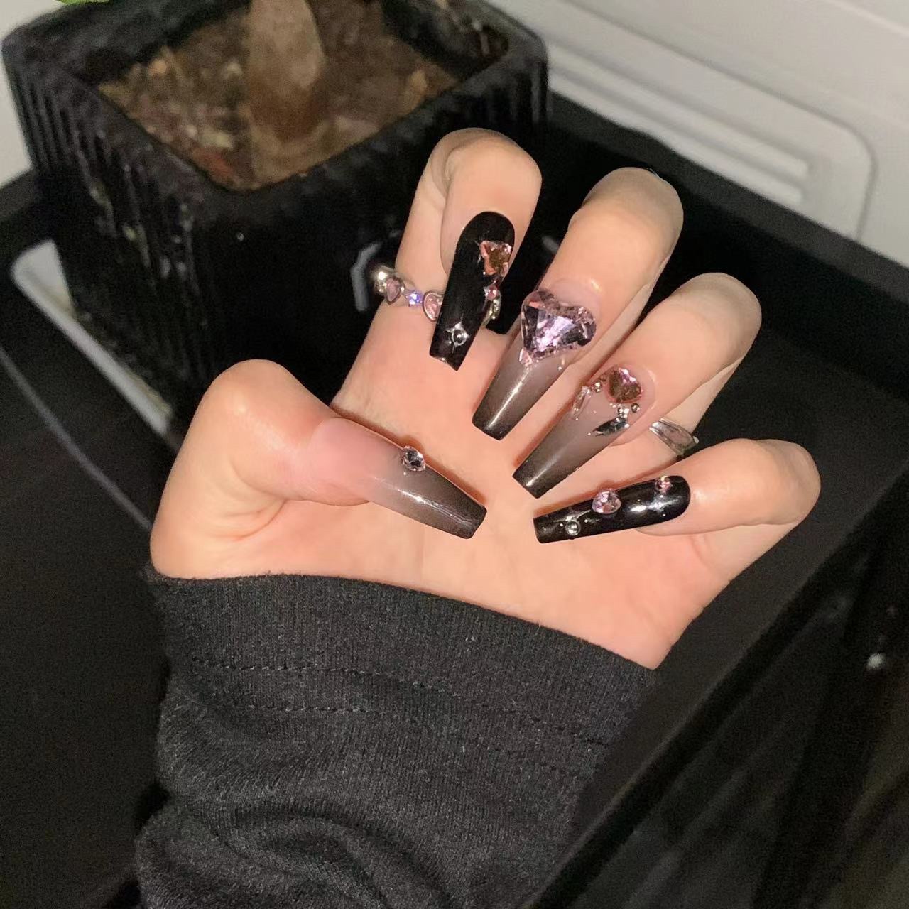 BlackPink Handmade Nails