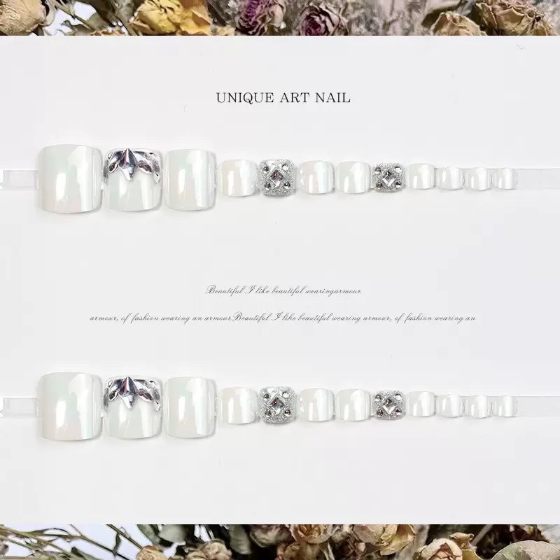 Aurora Pearl White Press On Toenails
