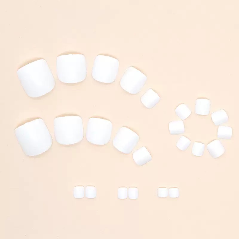 Elegant White Toe Nails