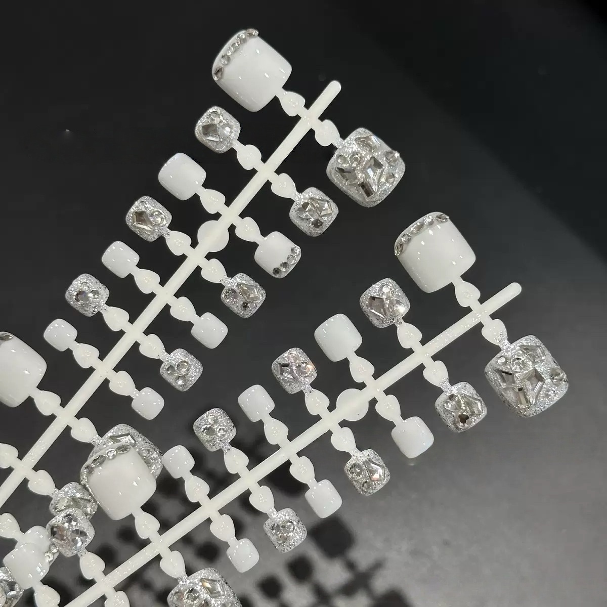 White Diamond Toenails 42pcs