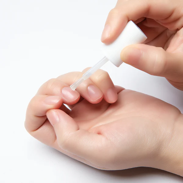 Brush On Nail glue