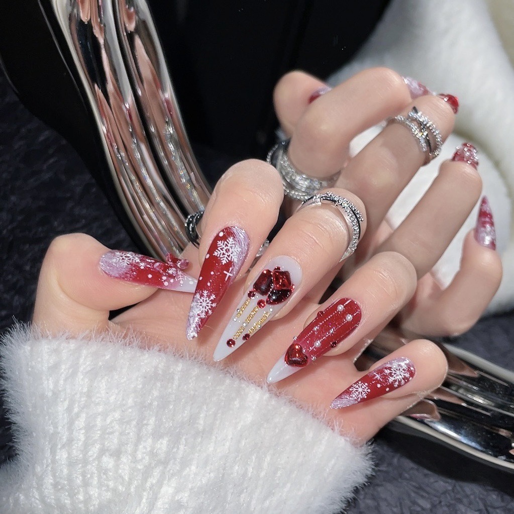 Christmas snowfall Handmade Nails