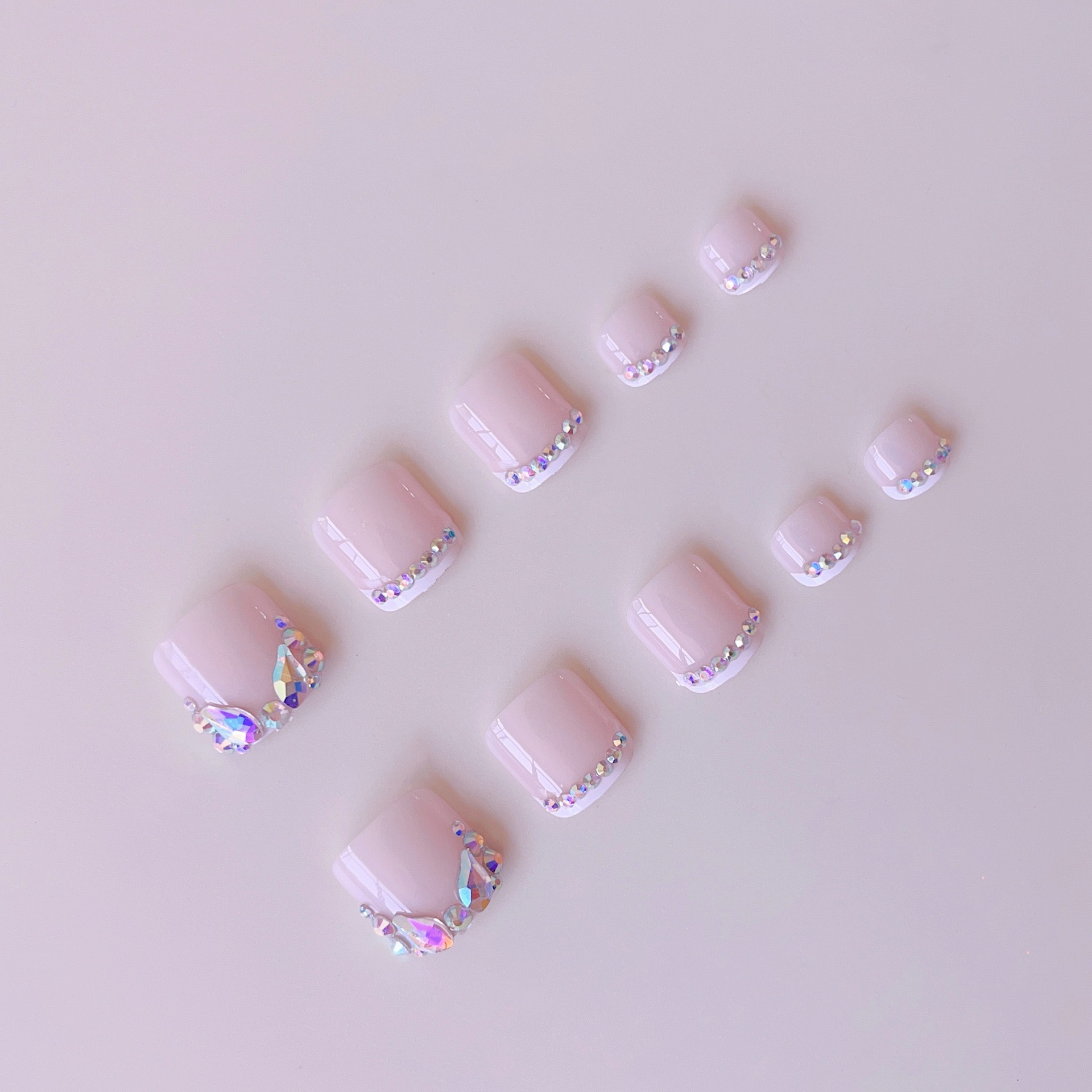 Flashing Diamond Toe Nails