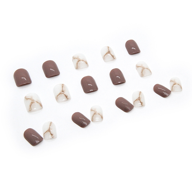 Amber brown Short Nails