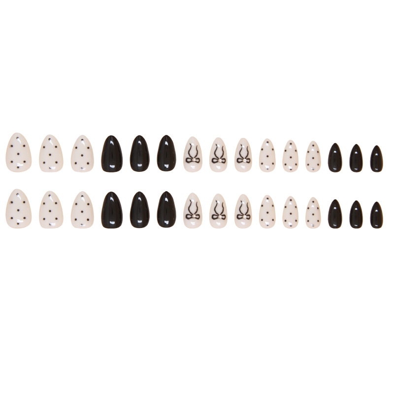 Elegant Wave Point Medium Nails