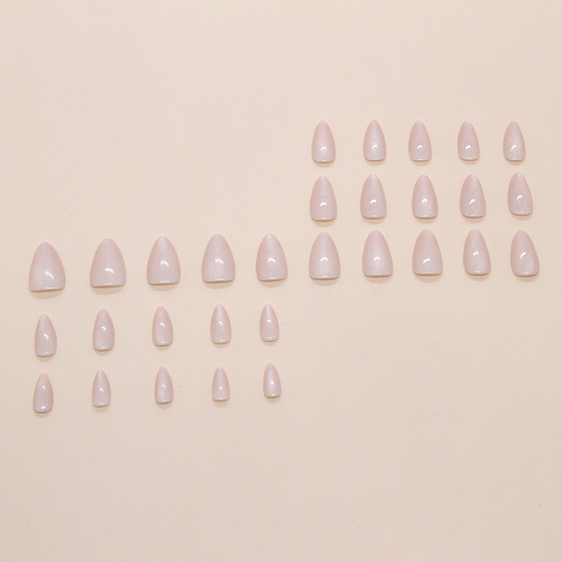 Nude Cat Eyes Medium Nails