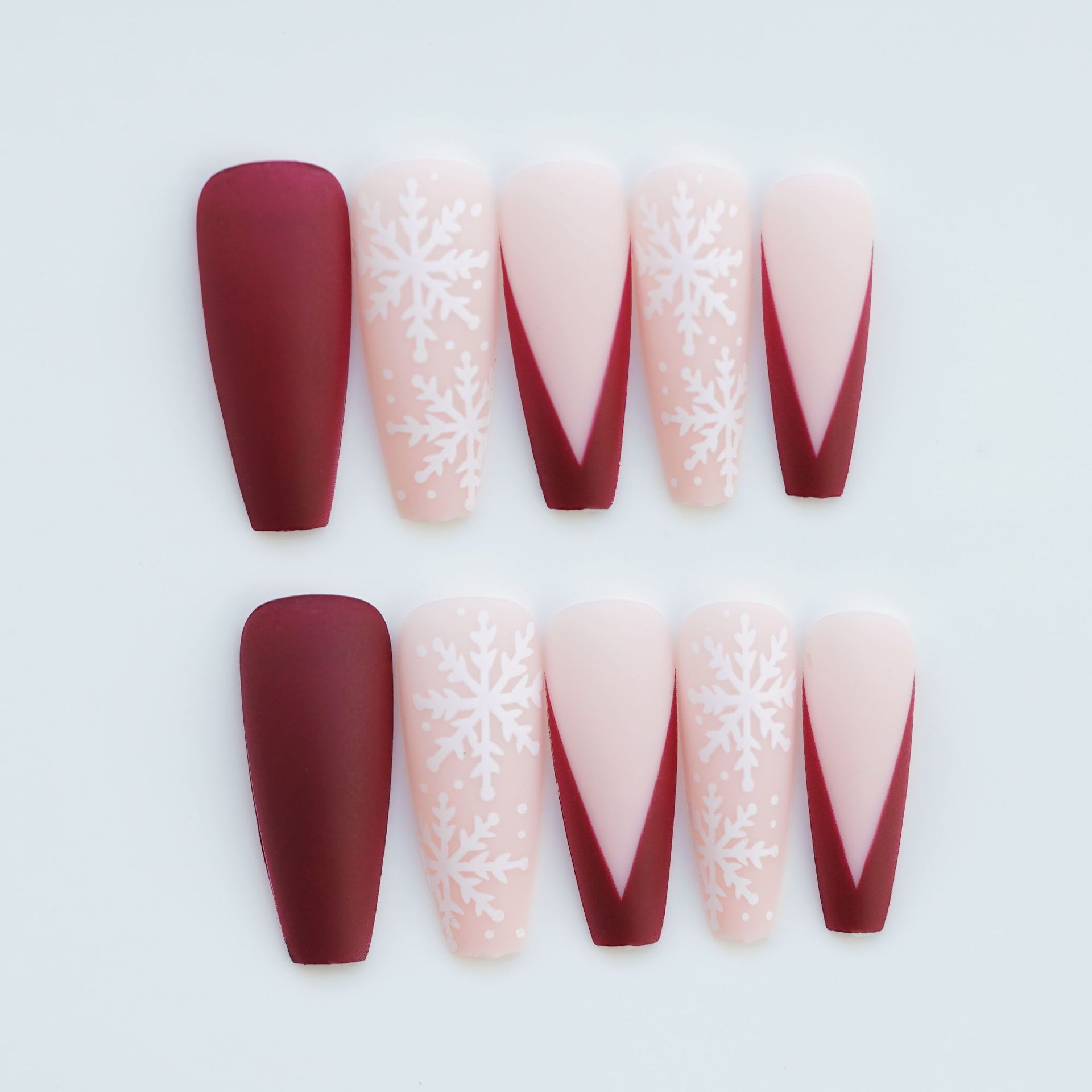 Snow Wine Christmas Nails