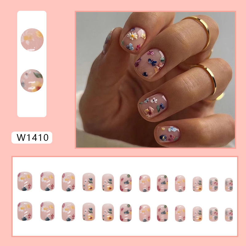 Flower Field Short Nails