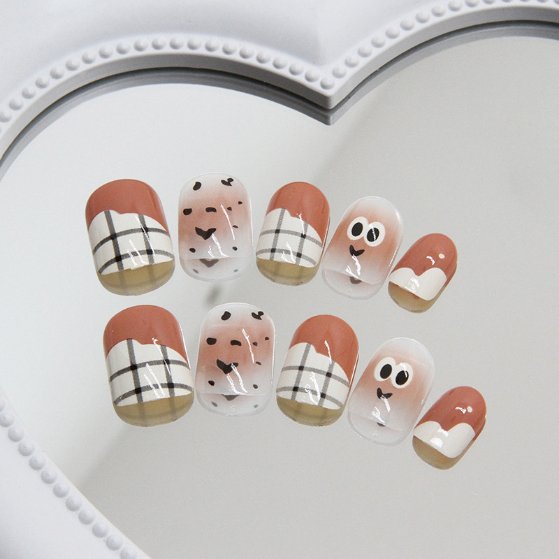 Cute Face Short Nails