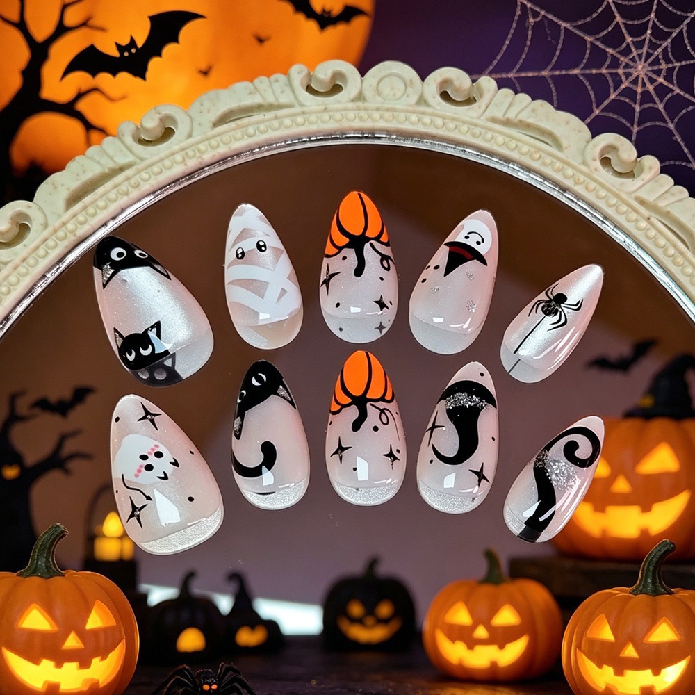 Halloween Cat Medium Nails