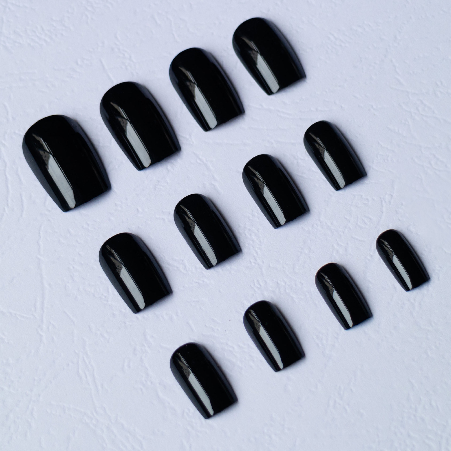 All Black medium Nail