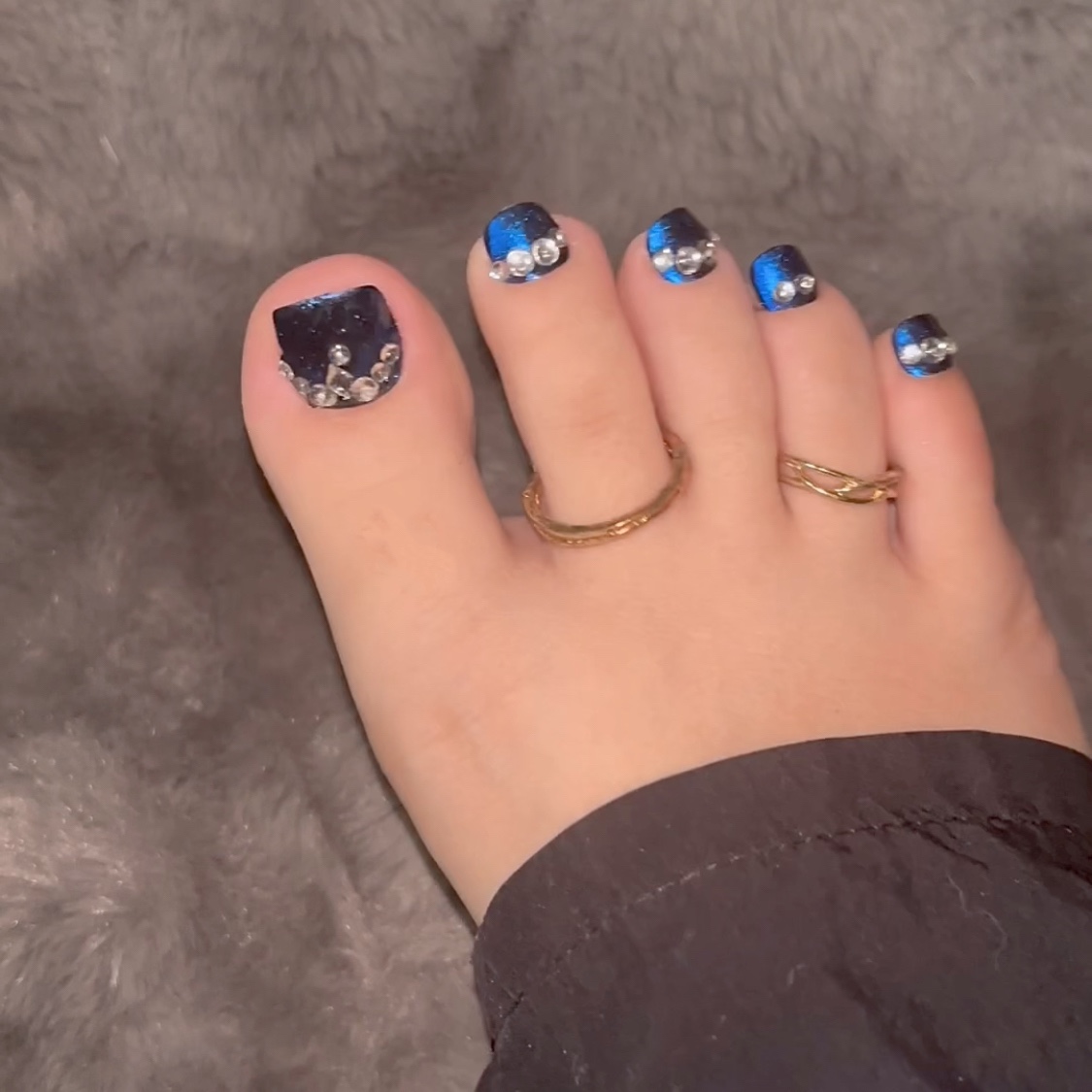 Aurora Deep Blue Toe Nails