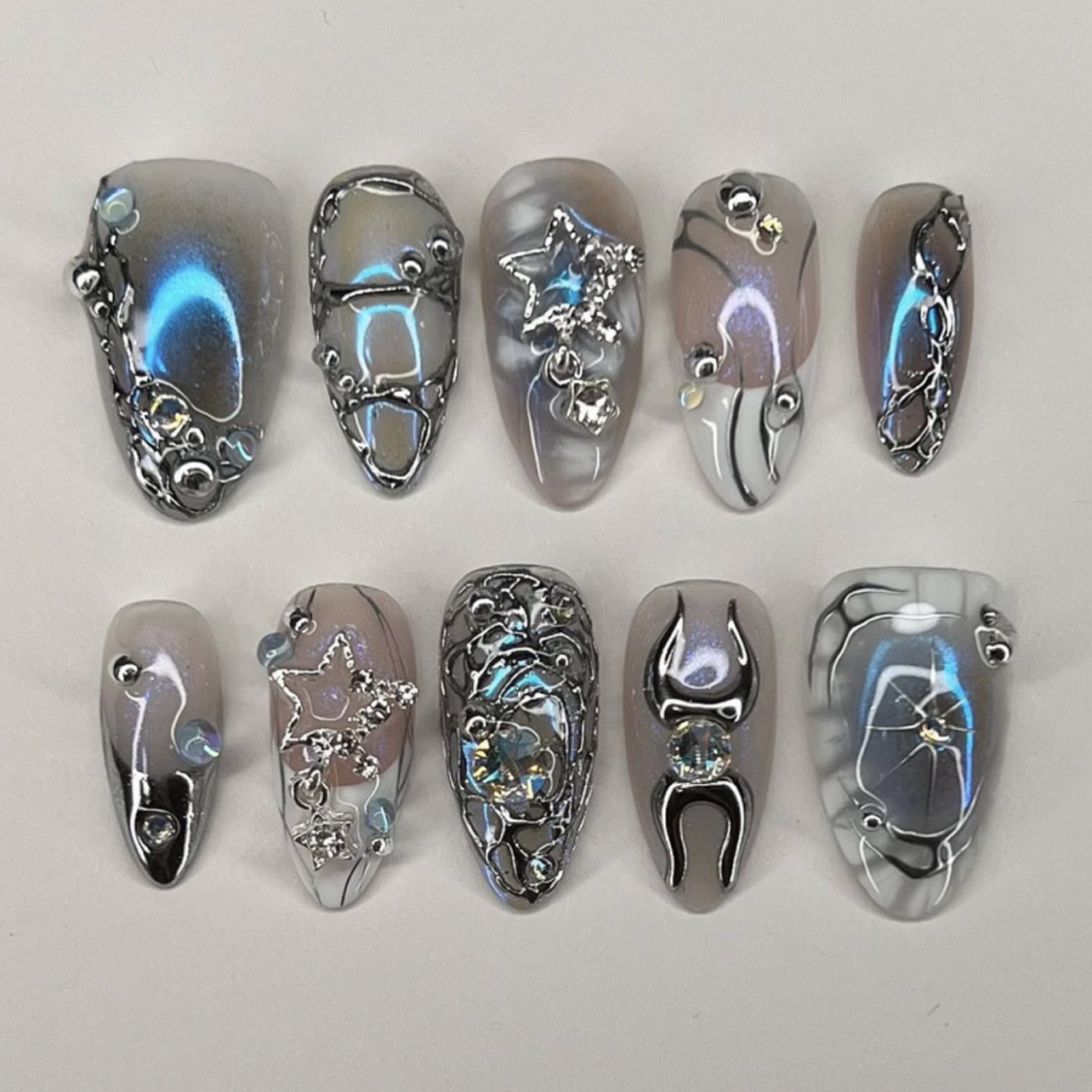 3D Metallic liquid Medium Nails