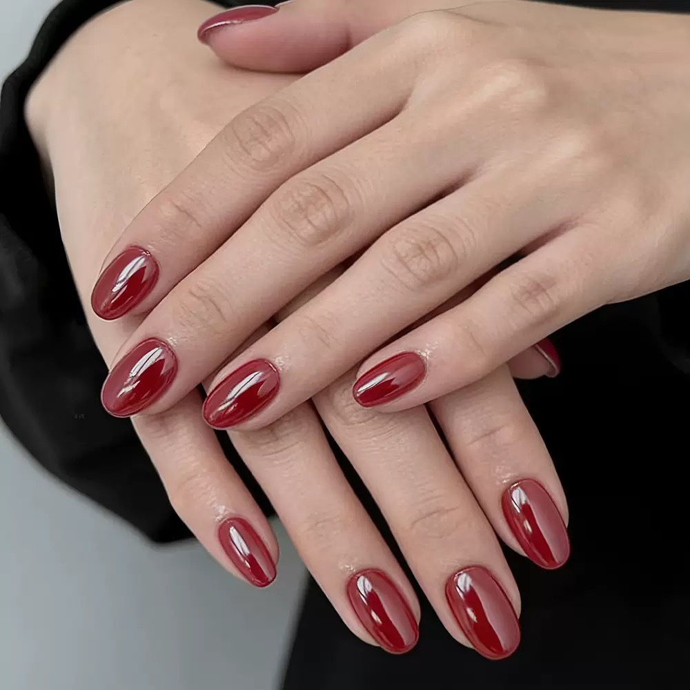 Chrome Almond Short Nails