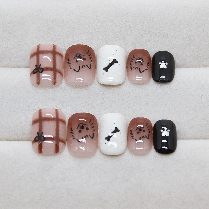 Cute Bone Short Nails