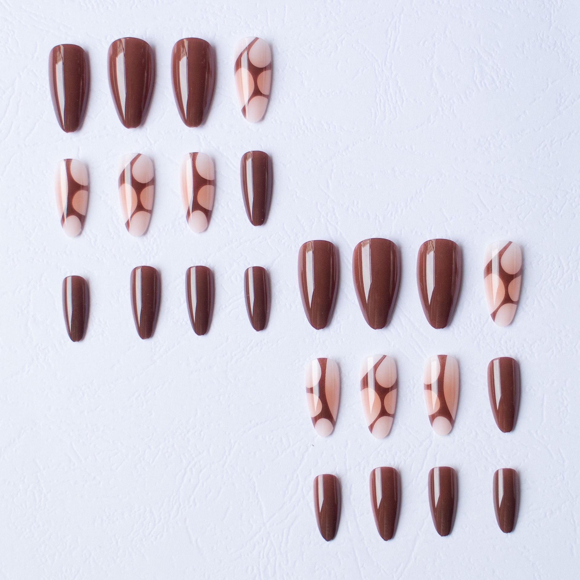 Alien Brown Medium Nails