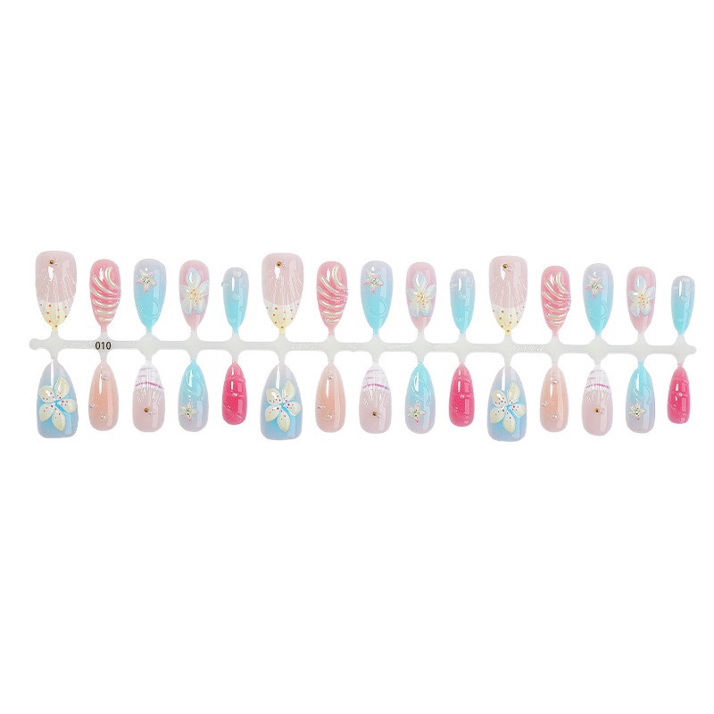 Plumeria Pearl Medium Nails
