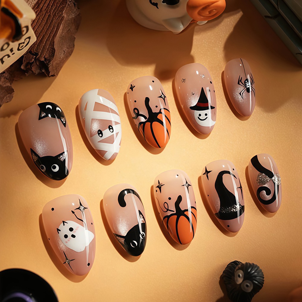 Halloween Cat Medium Nails