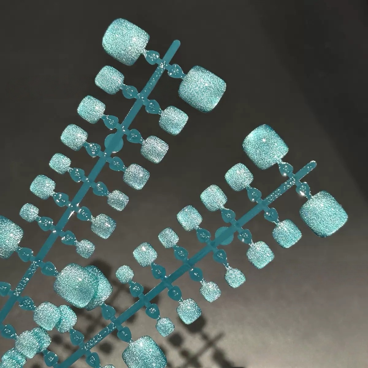 Peacock Blue Cat Eyes Toenails 42pcs