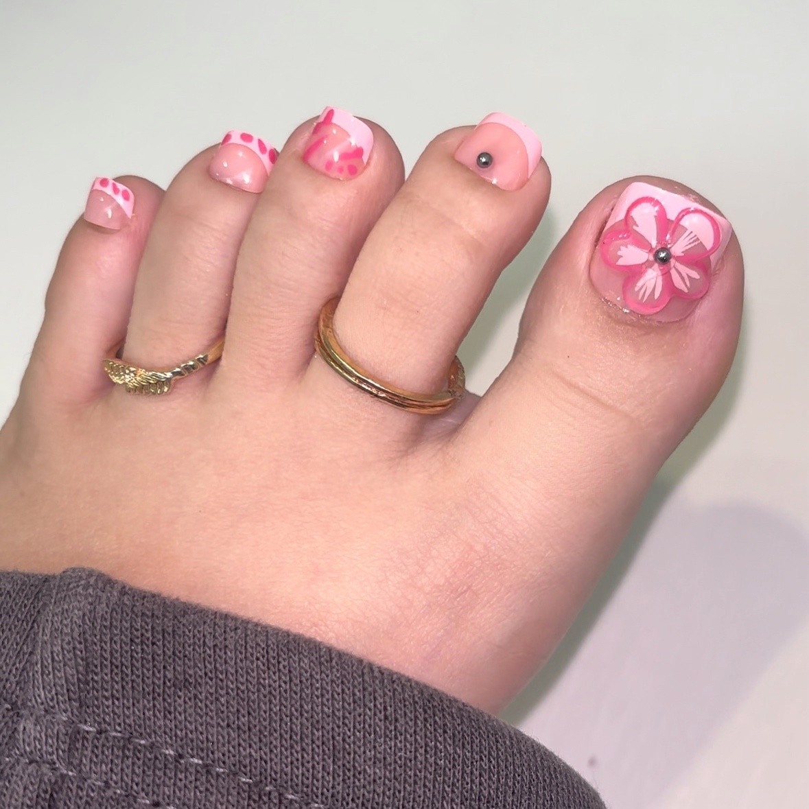 3D Pink Flowers Toe Nails