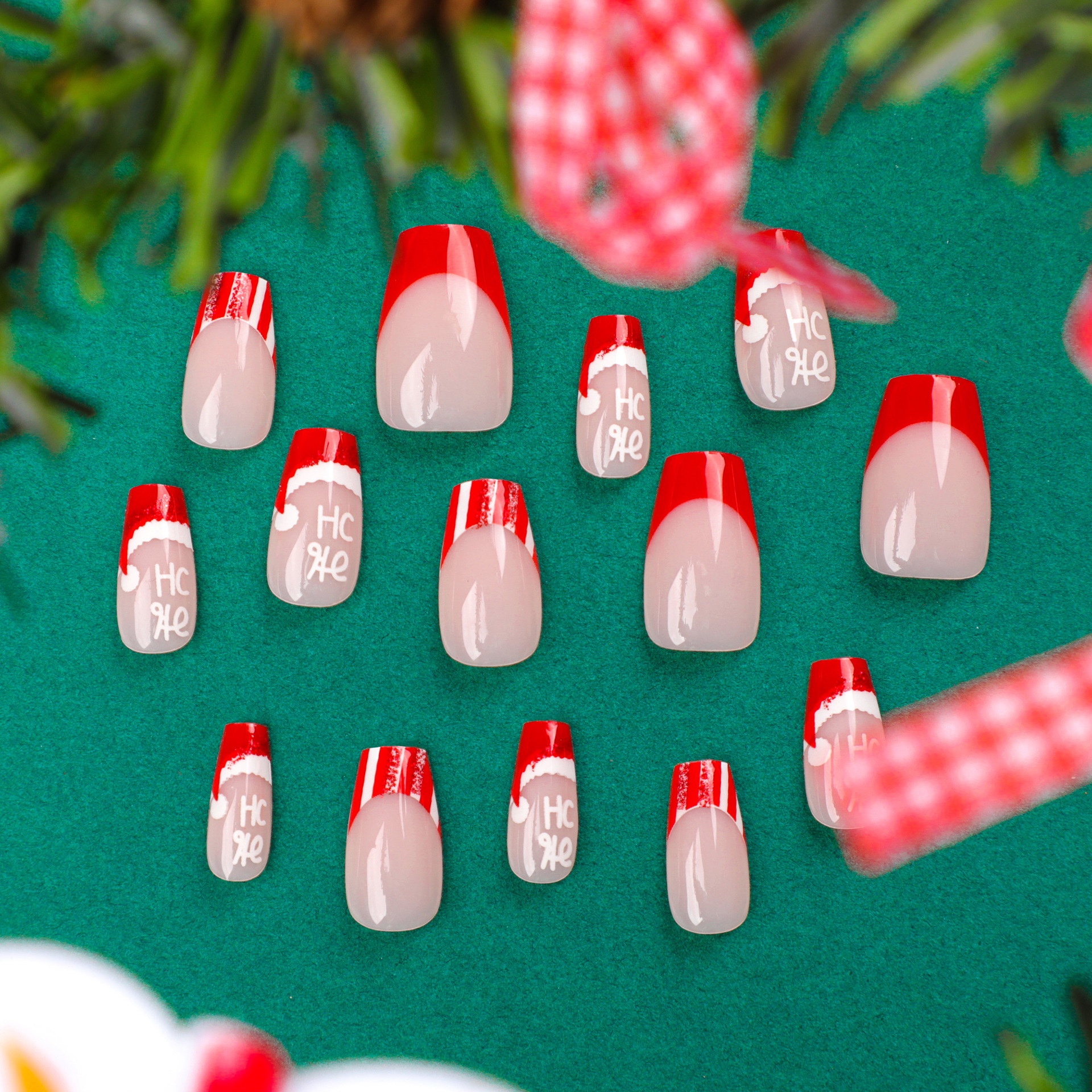 Christmas hat Press On Nails