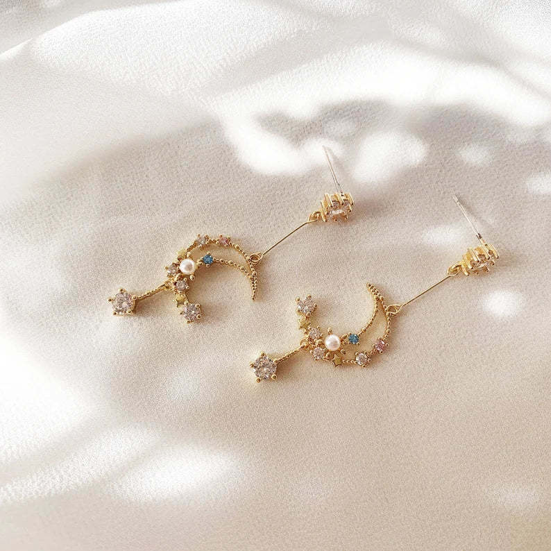 Moon and Star Pearl Earring