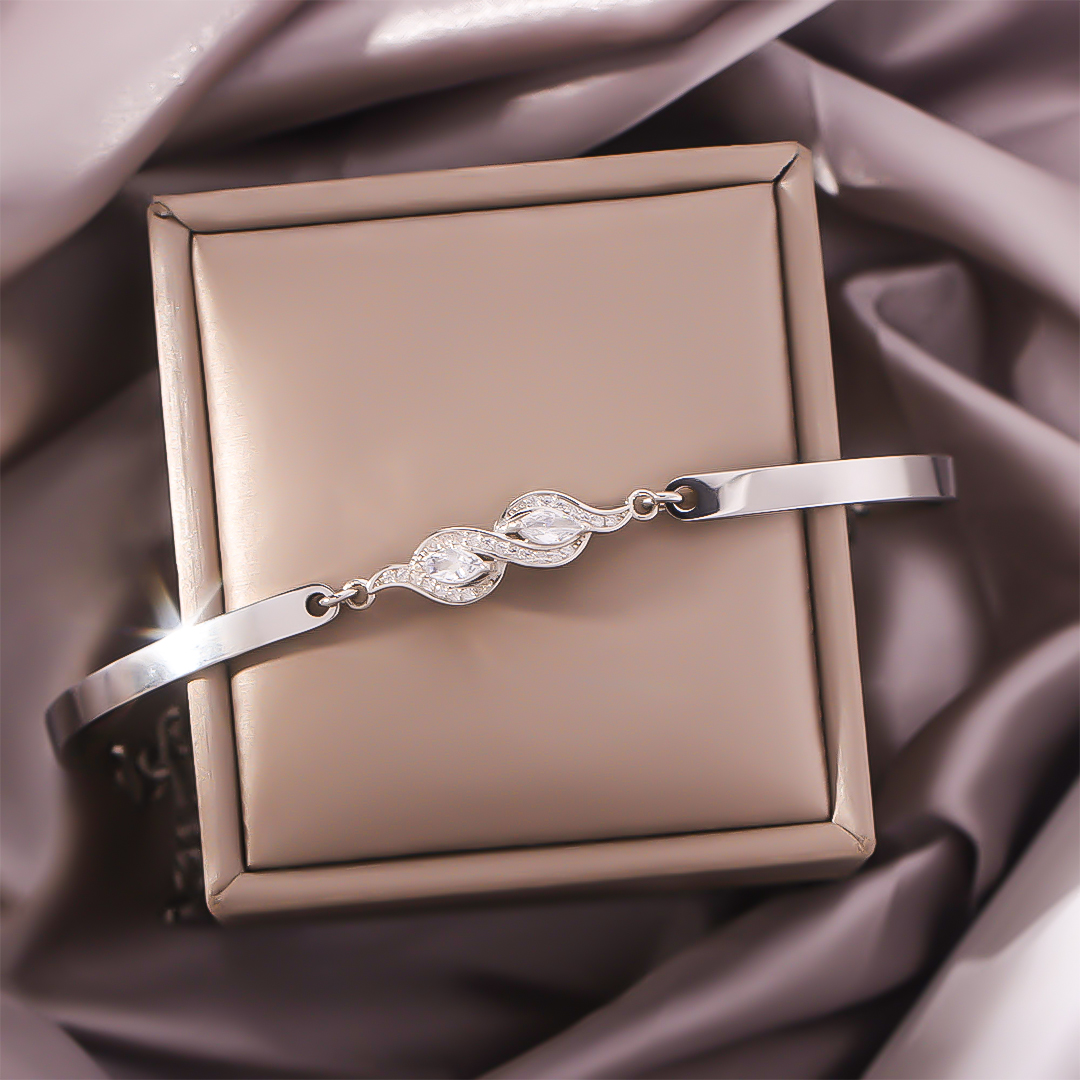 For Daughter-In-Law - Marriage Made You Family Love Made You My Daughter Bracelet