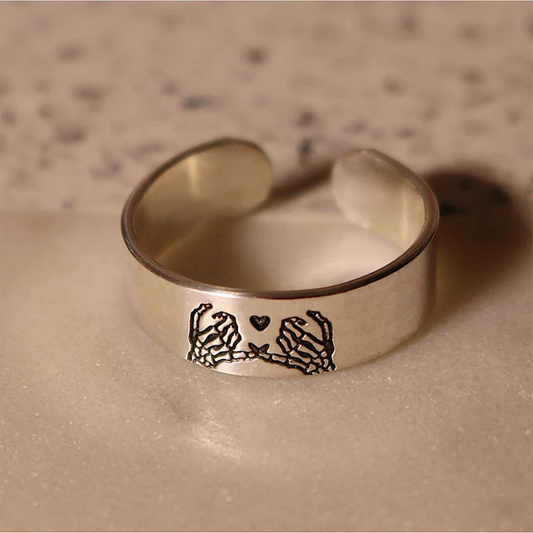 For Friend - S925 Thank You For Being My Unbiological Sister Skull Hook Ring