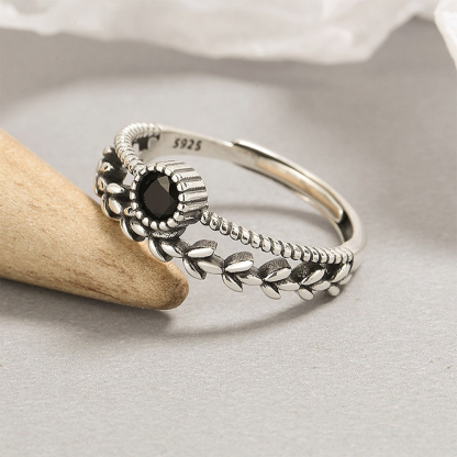 S925 Let Onyx Lend Its Calming Energy Onyx Leaf Ring