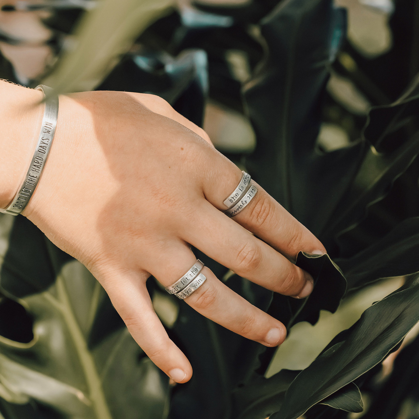 When The Days Get Hard, Don't Let Them Win Engraved Ring