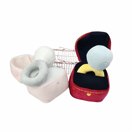 Plush Diamond Ring Box