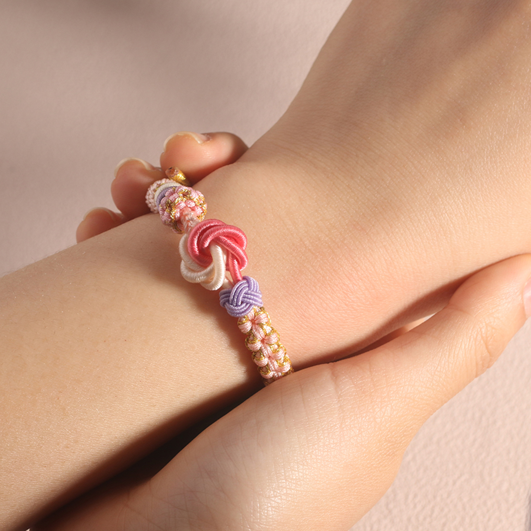 For Granddaughter - A LINK BETWEEN US THAT CAN NEVER BE UNDONE Peach Blossom Knot Bracelet