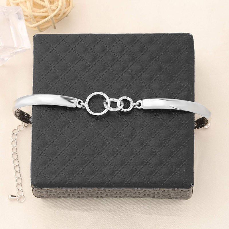 For Three Generations - The Love Between Grandmother, Mother And Daughter Is Forever Three Circle Bracelet