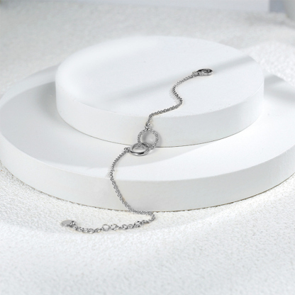 Grandmother & Granddaughter A Bond Like No Other Linked Circle Bracelet